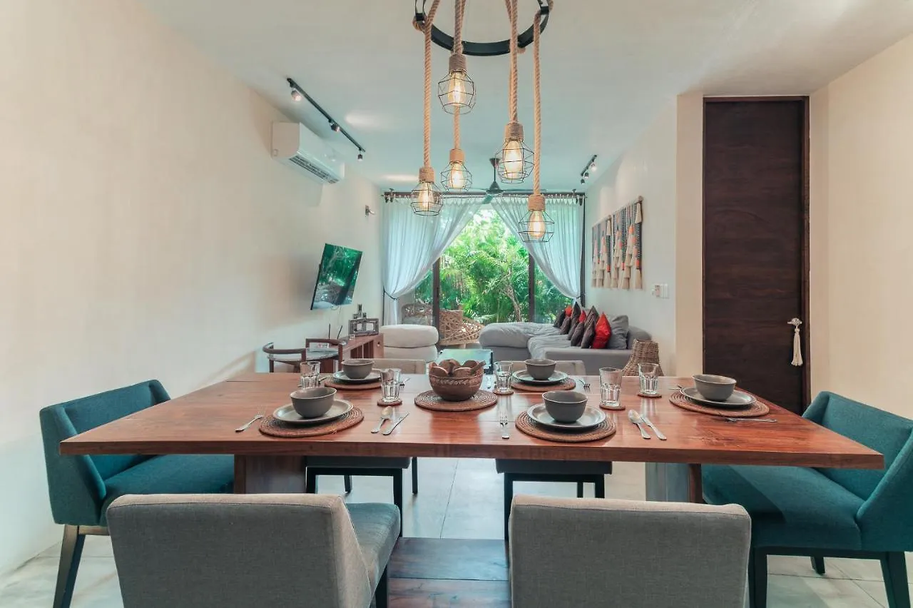Luxury 2 Bdr 2 Bth 2 Bikes Jacuzzi Fiboptic Wifi. Apartment Tulum